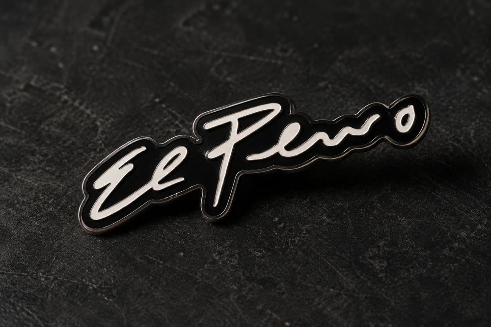 El Perro enamel pin